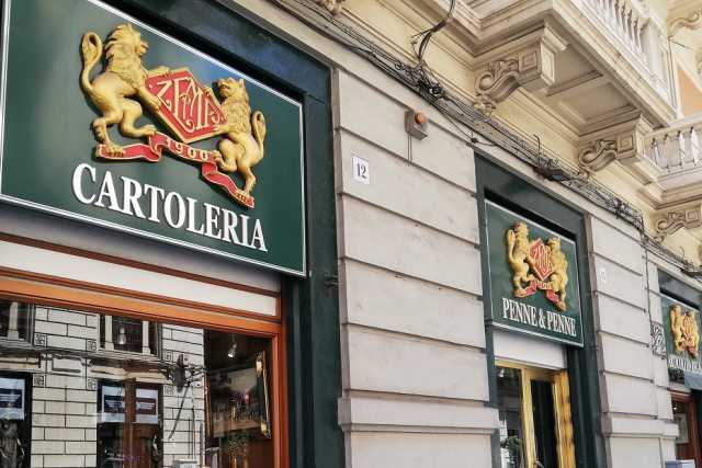 Le antiche cartolerie di Bari: tra penne, matite e quaderni gli ultimi baluardi dell'inchiostro